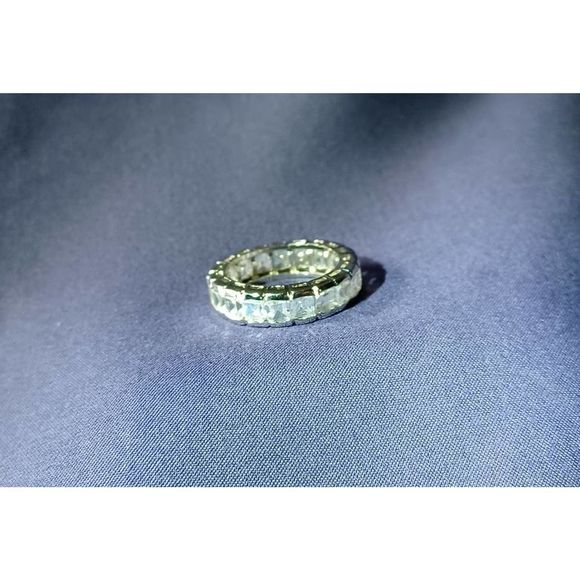 Swarovski Elements - Size 7.75 - Silver tone ring as pictured - Picture 4 of 6